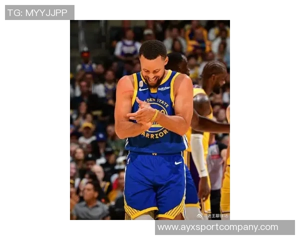 科尔赞库里状态出色节奏与体能均表现优异